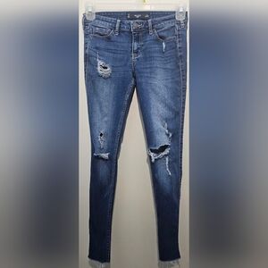 Hollister - Women's Crop Distressed Jeans - Size 0-R - w24
